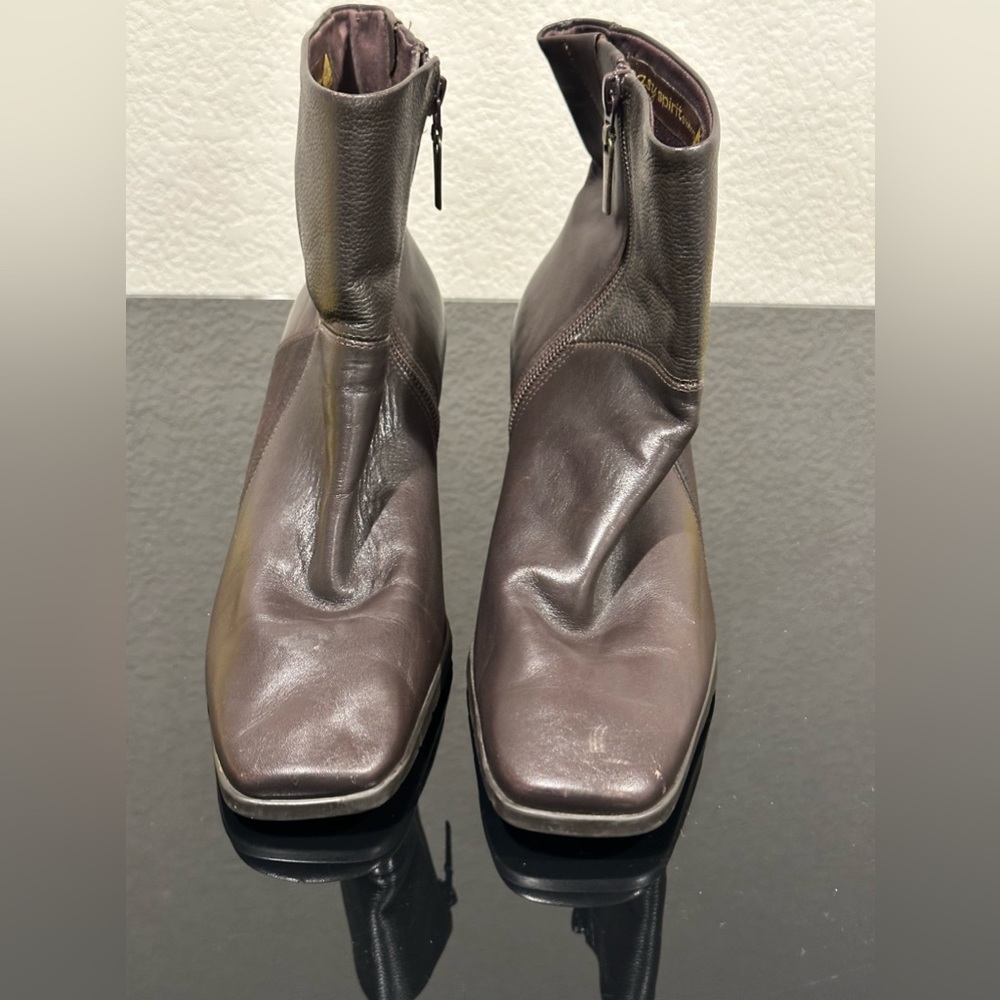 Easy Spirit Leather Ankle Boots